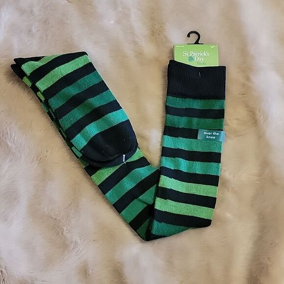 ST. PATRICK'S DAY OVER-THE-KNEE GREEN AND BLACK STRIPED SOCKS - NEW WITH TAGS! - Picture 2 of 8
